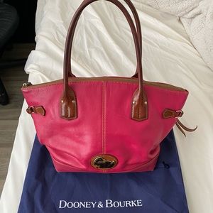 *SOLD* Dooney & Bourke Medium Champosa Purse